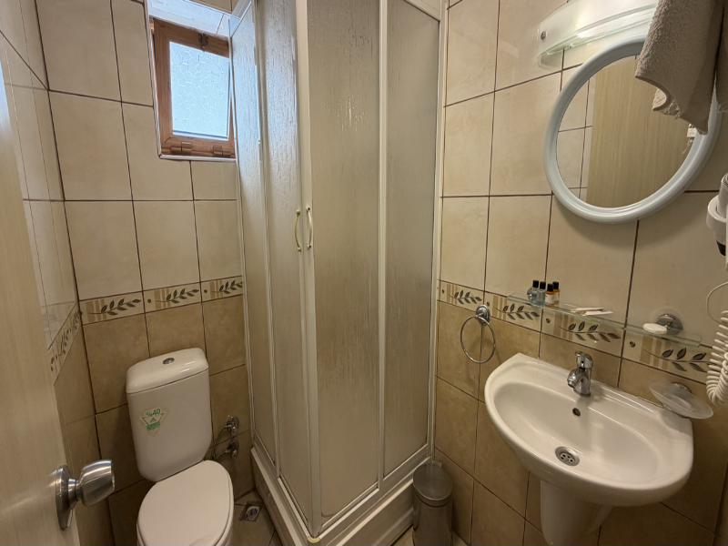 Arya Otel image
