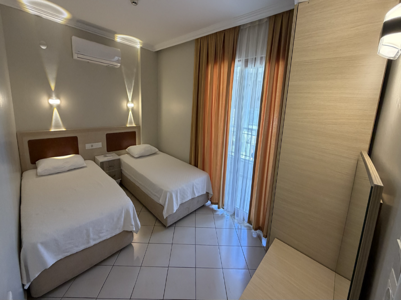 Arya Otel image