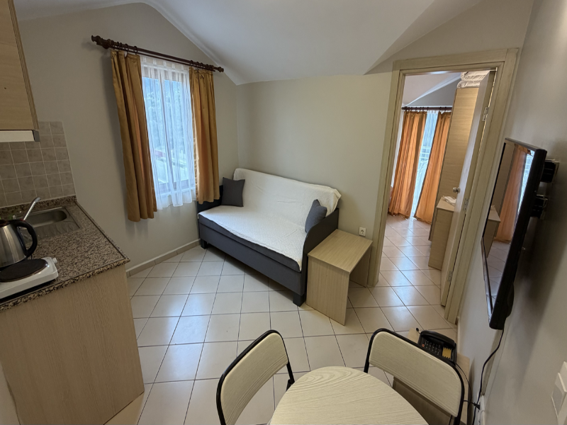 Arya Otel image