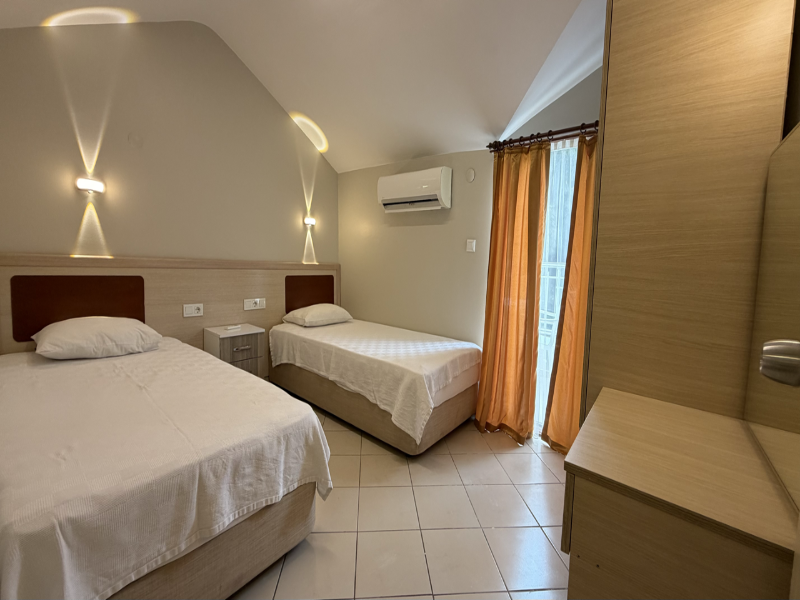 Arya Otel image