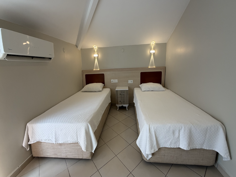 Arya Otel image