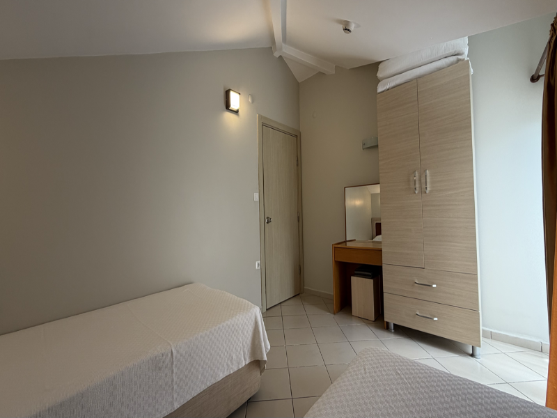 Arya Otel image