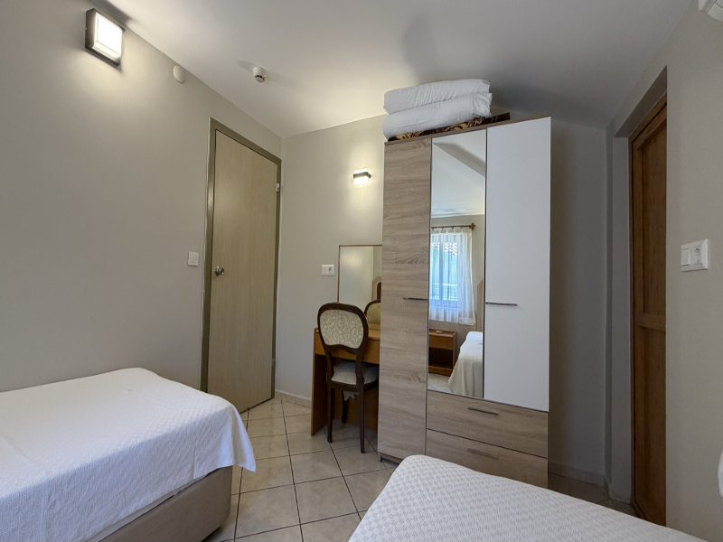 Arya Otel image