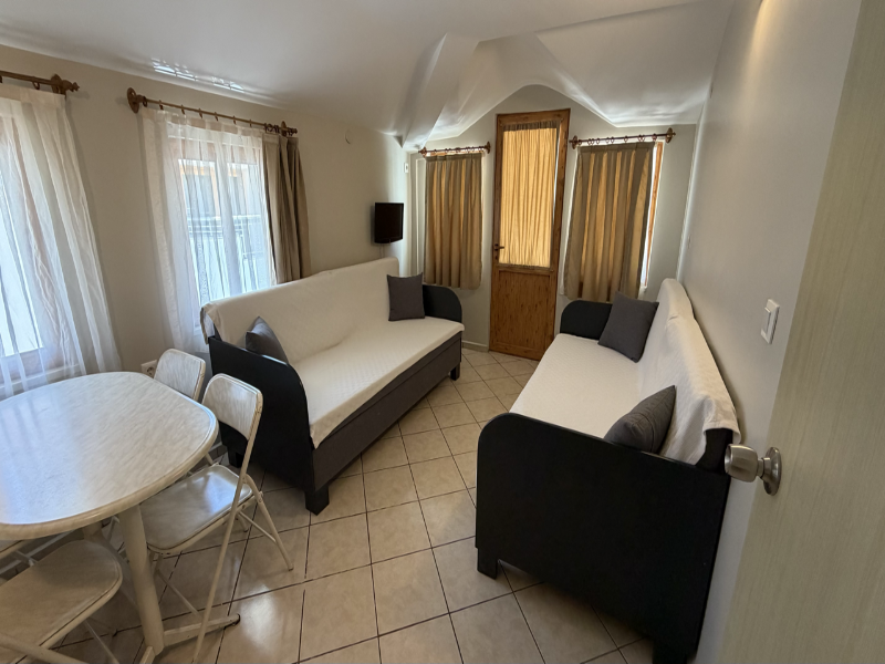 Arya Otel image