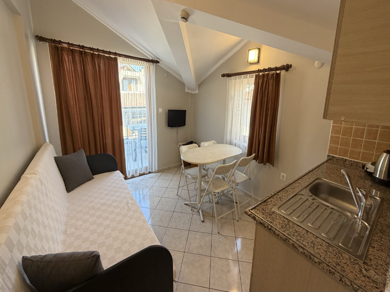 Arya Otel image