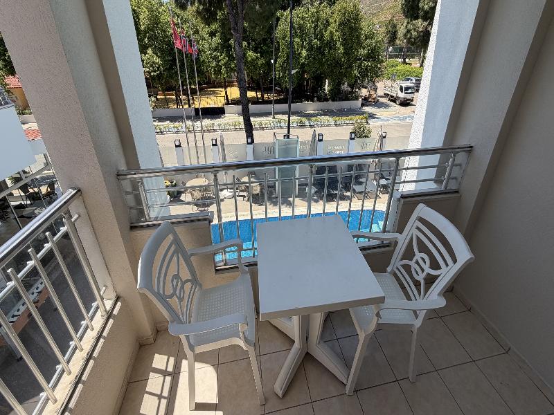 Arya Otel image