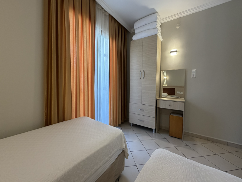 Arya Otel image