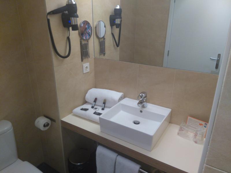 HOTEL ETH RIOJA image
