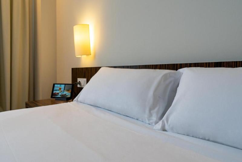 HOTEL ETH RIOJA image