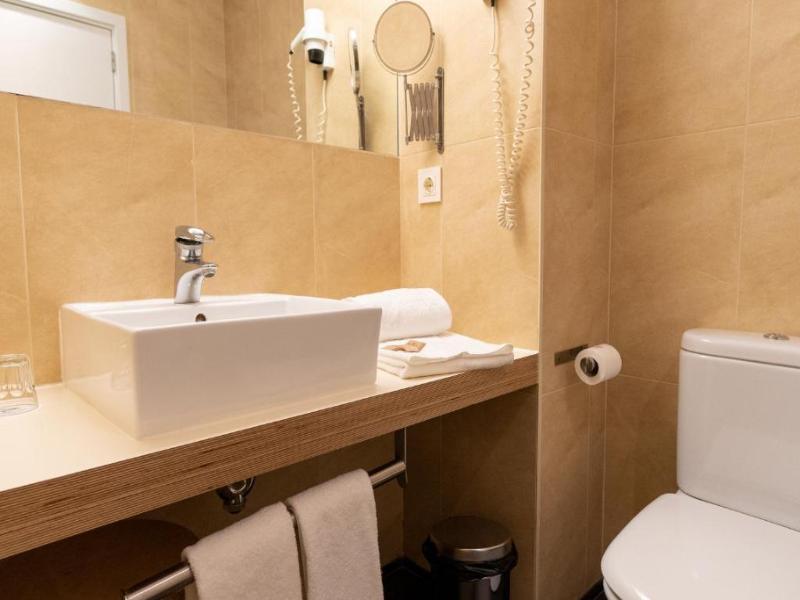 HOTEL ETH RIOJA image