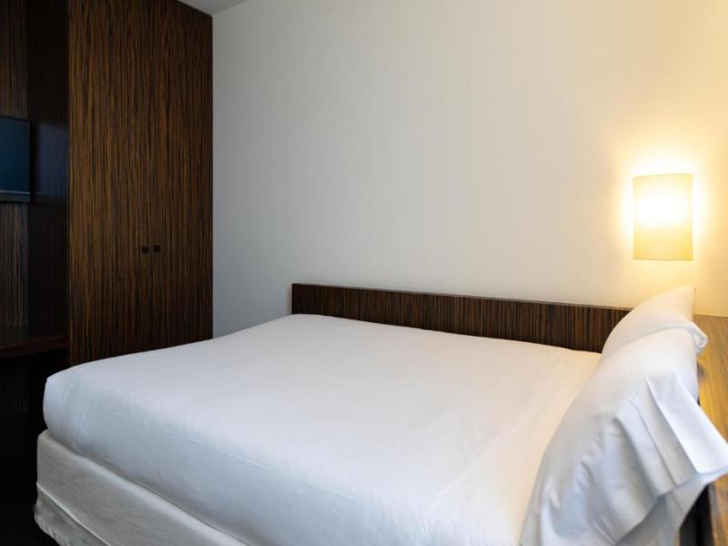 HOTEL ETH RIOJA image