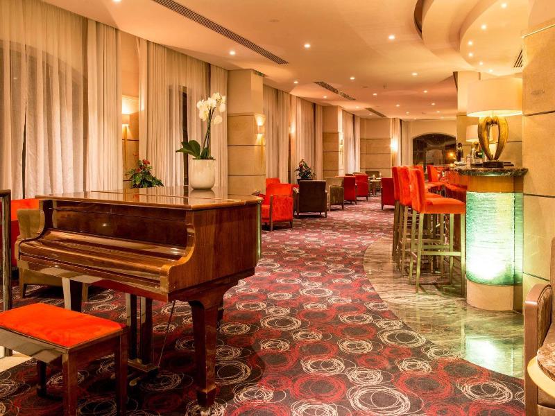 Maritim Antonine Hotel & Spa image