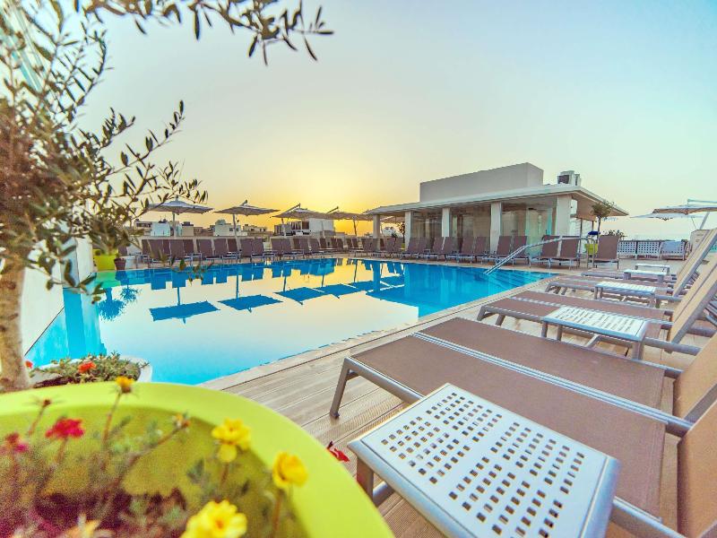 Maritim Antonine Hotel & Spa image
