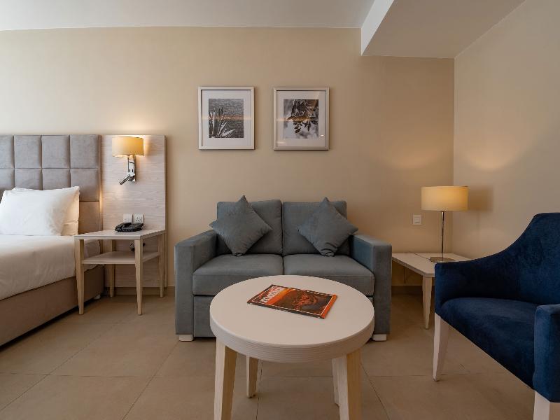 Maritim Antonine Hotel & Spa image