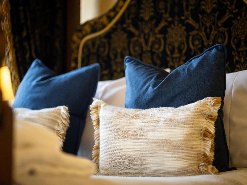 Best Western Red Lion image