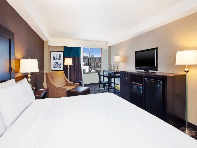 Holiday Inn Express Philadelphia-Midtown image