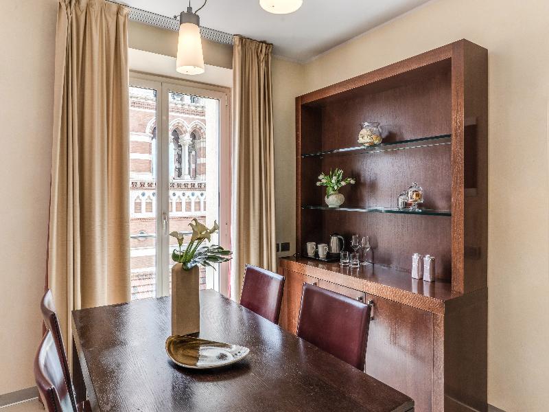 La Griffe Hotel Roma image