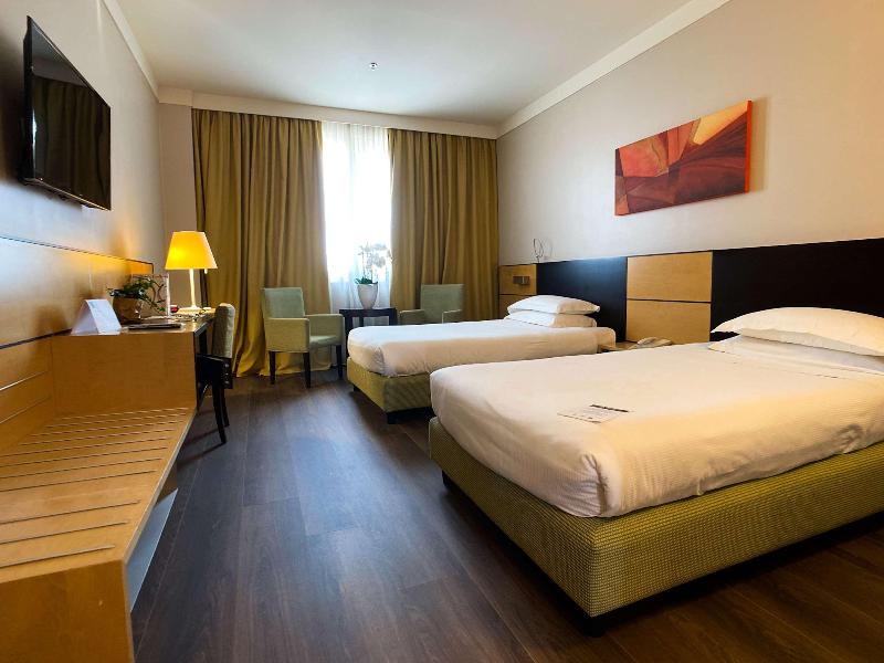 Best Western Plus Hotel Le Favaglie image