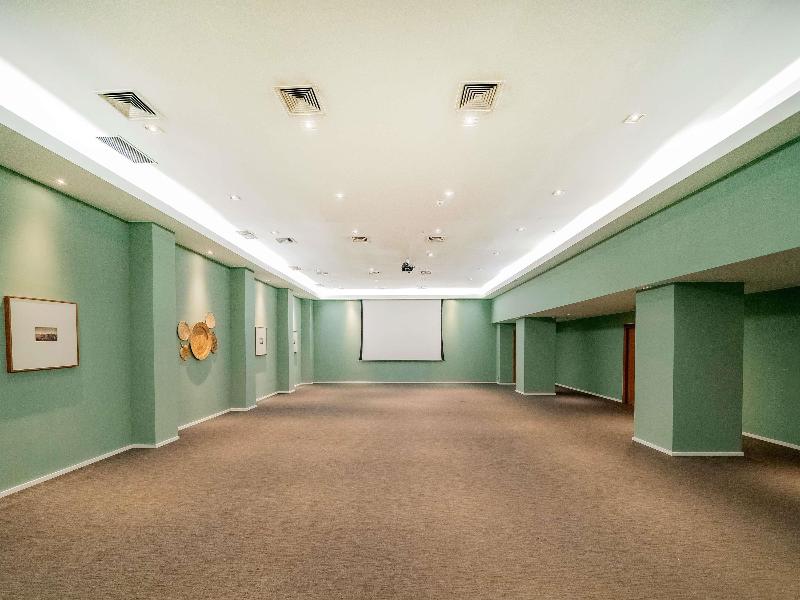 Stay in style at Grand Mercure Rio De Janeiro Copacabana