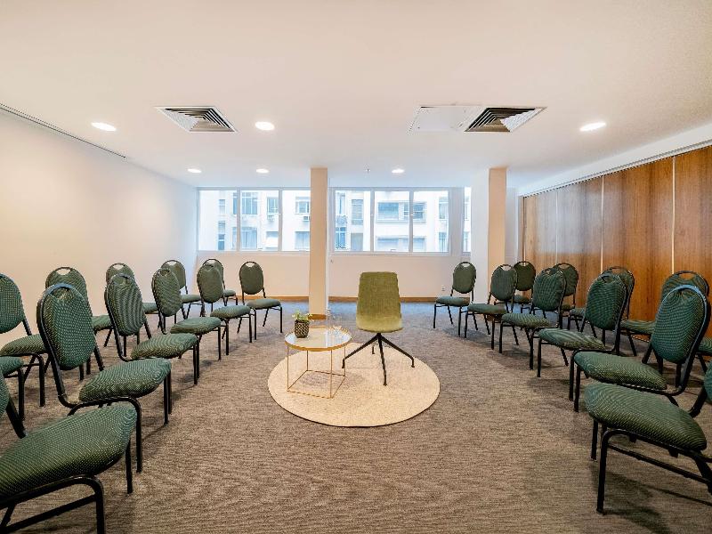 Stay in style at Grand Mercure Rio De Janeiro Copacabana