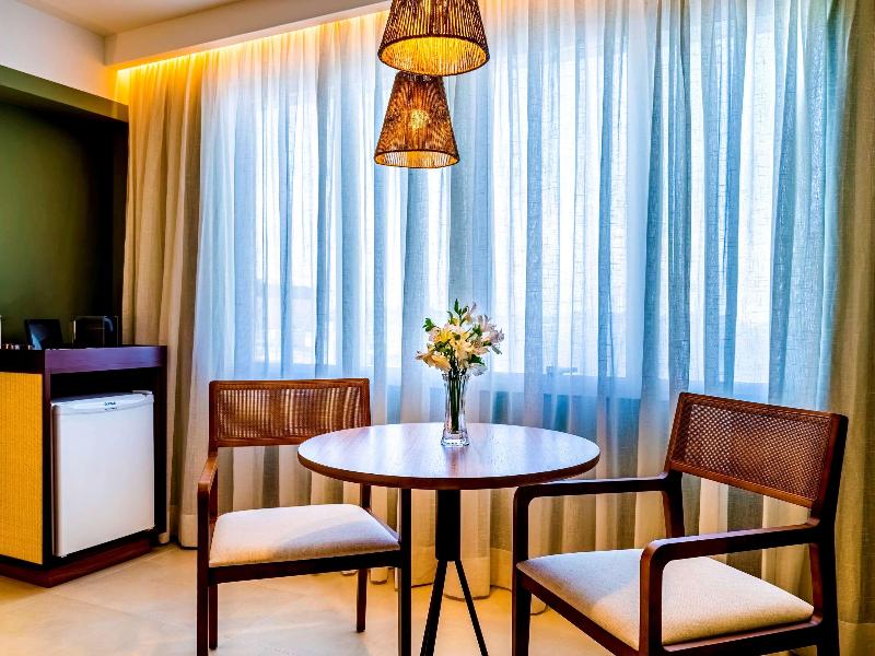 Stay in style at Grand Mercure Rio De Janeiro Copacabana