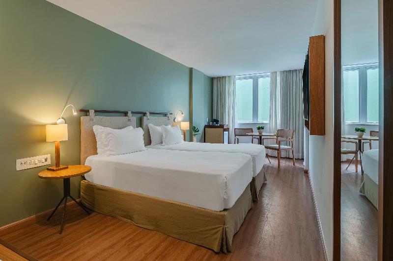 Stay in style at Grand Mercure Rio De Janeiro Copacabana