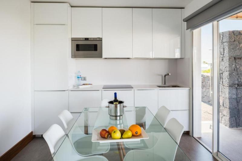 Hyde Park Lane Villas image