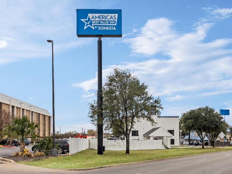 Americas Best Value Inn Austin University image