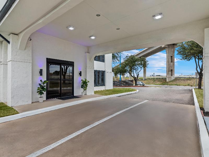 Americas Best Value Inn Austin University image