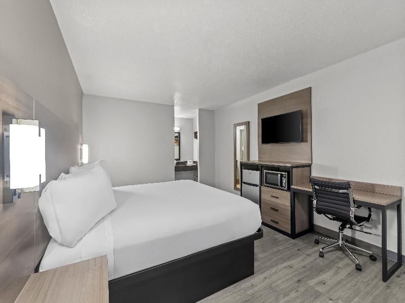 Americas Best Value Inn Austin University image