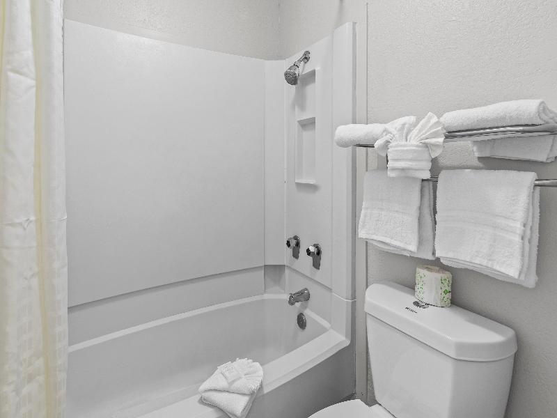 Americas Best Value Inn Austin University image