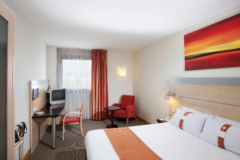 Holiday Inn Express Molins de Rei photo 21