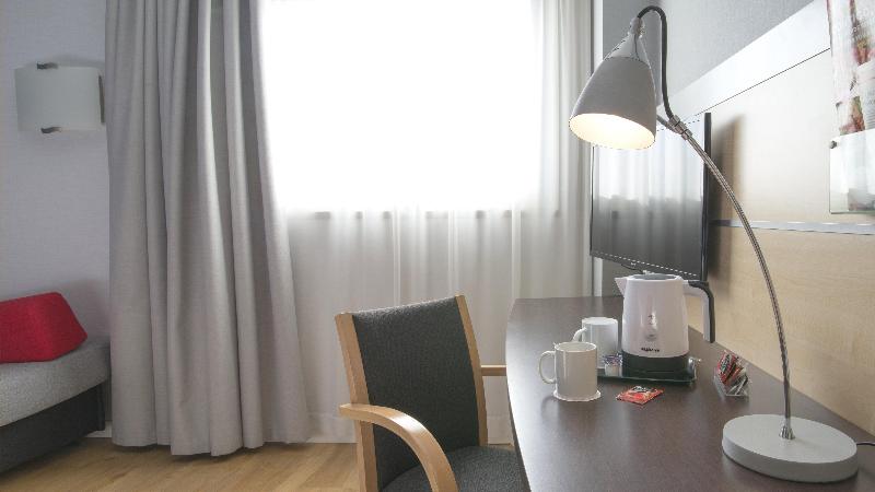 Holiday Inn Express Molins de Rei photo 23