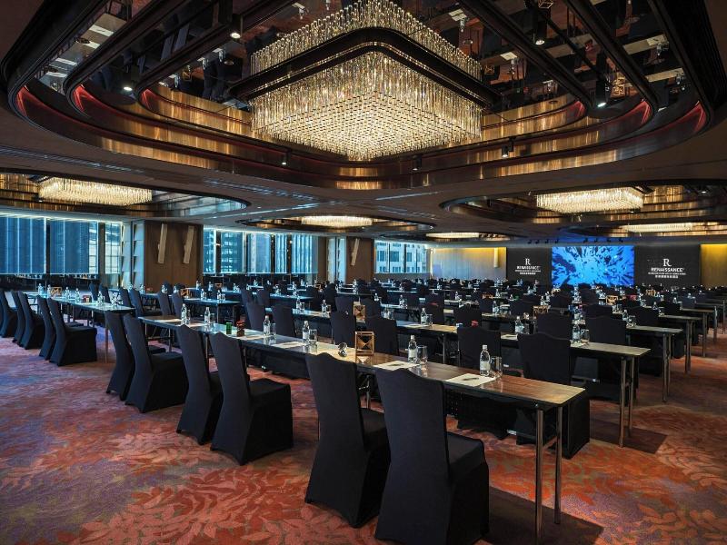 Renaissance Hong Kong Harbour View Hotel image