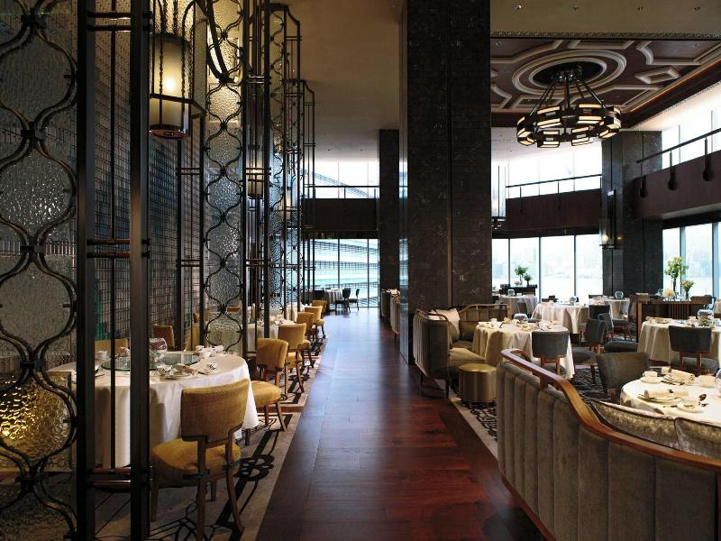 Renaissance Hong Kong Harbour View Hotel image