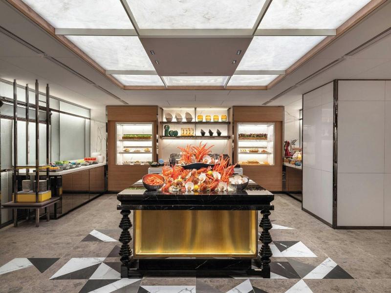 Renaissance Hong Kong Harbour View Hotel image