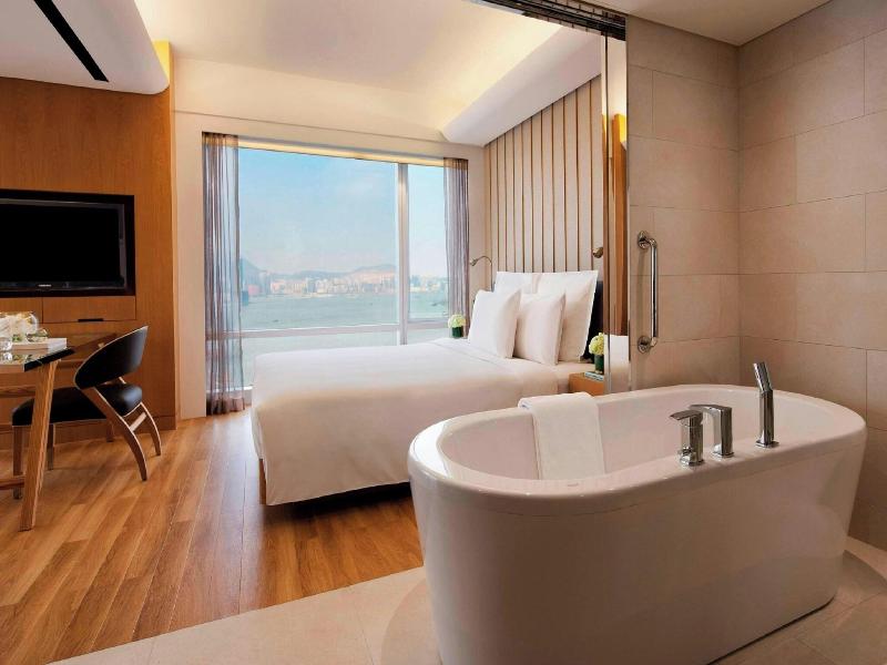 Renaissance Hong Kong Harbour View Hotel image