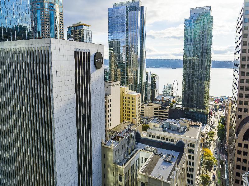 Hilton Motif Seattle image