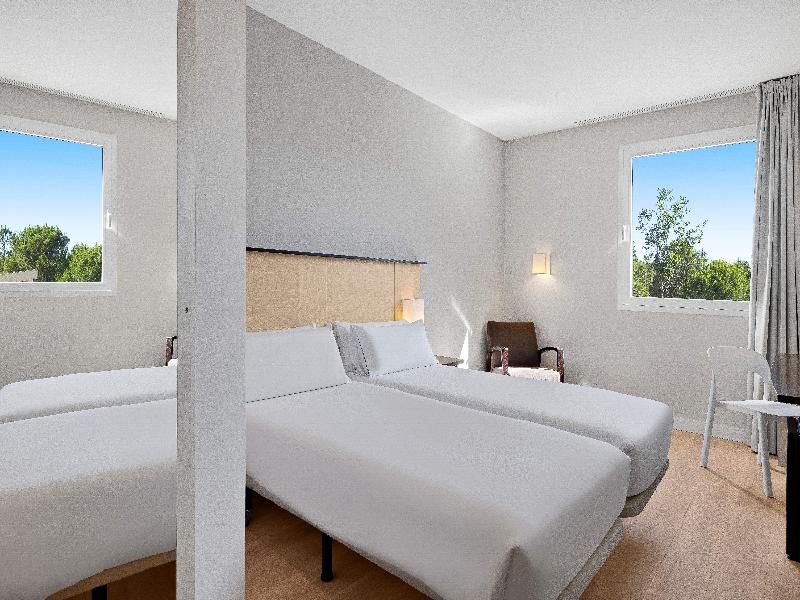 B&B HOTEL Madrid Pinar de Las Rozas image
