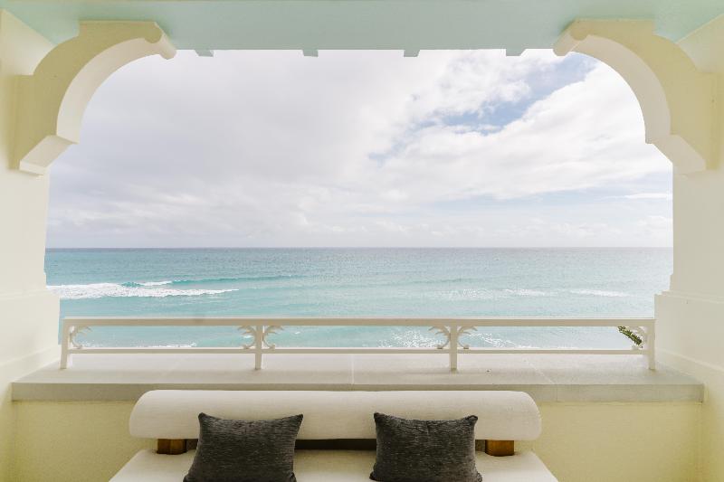 Eau Resort & Spa image