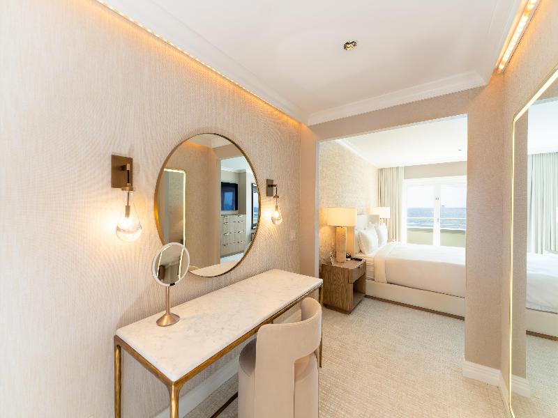Eau Resort & Spa image