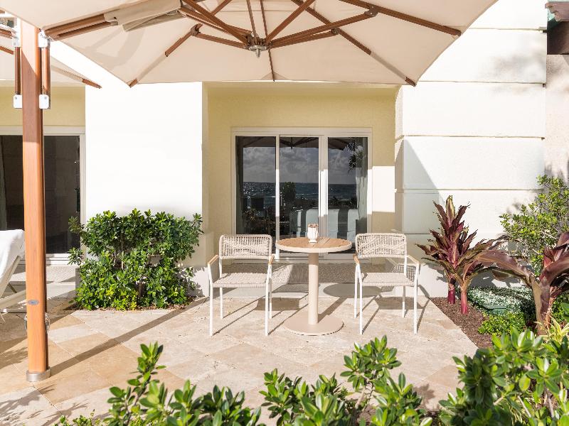 Eau Resort & Spa image