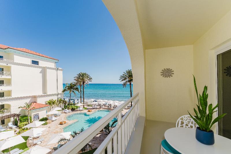 Eau Resort & Spa image