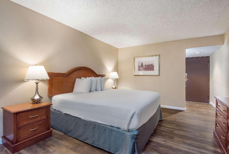 Surestay Plus By Best Western Reno Airport image