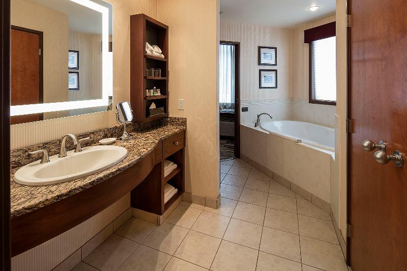 Stay in style at Royal Canadian Lodge