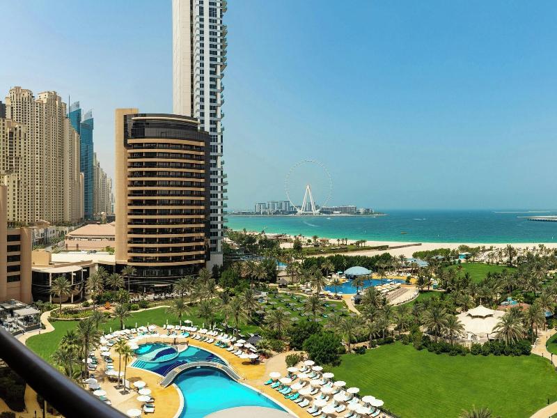 Le Royal Meridien Beach Resort and Spa image