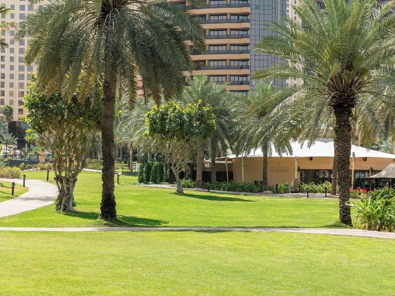 Le Royal Meridien Beach Resort and Spa image