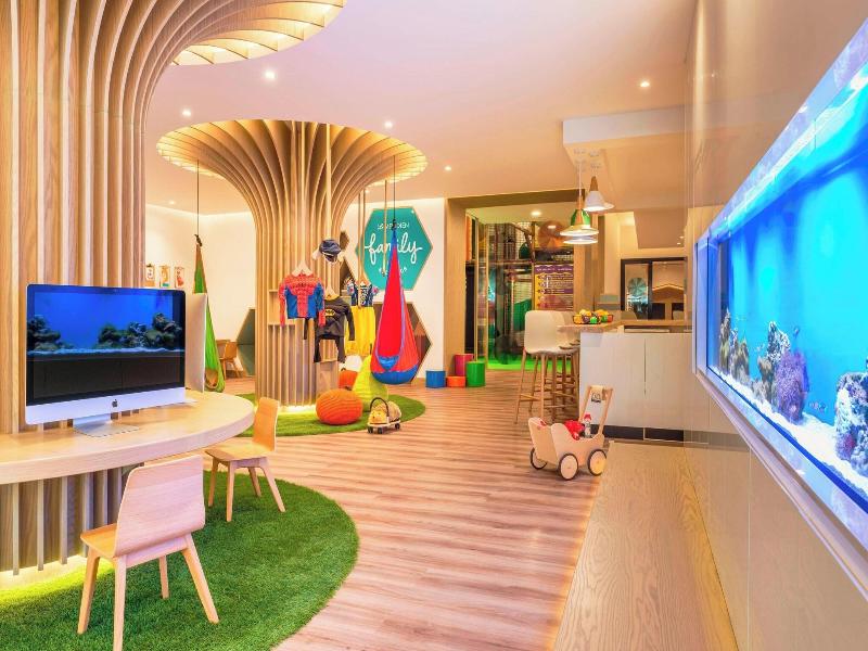 Le Royal Meridien Beach Resort and Spa image