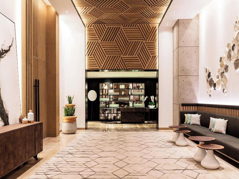 Le Royal Meridien Beach Resort and Spa image