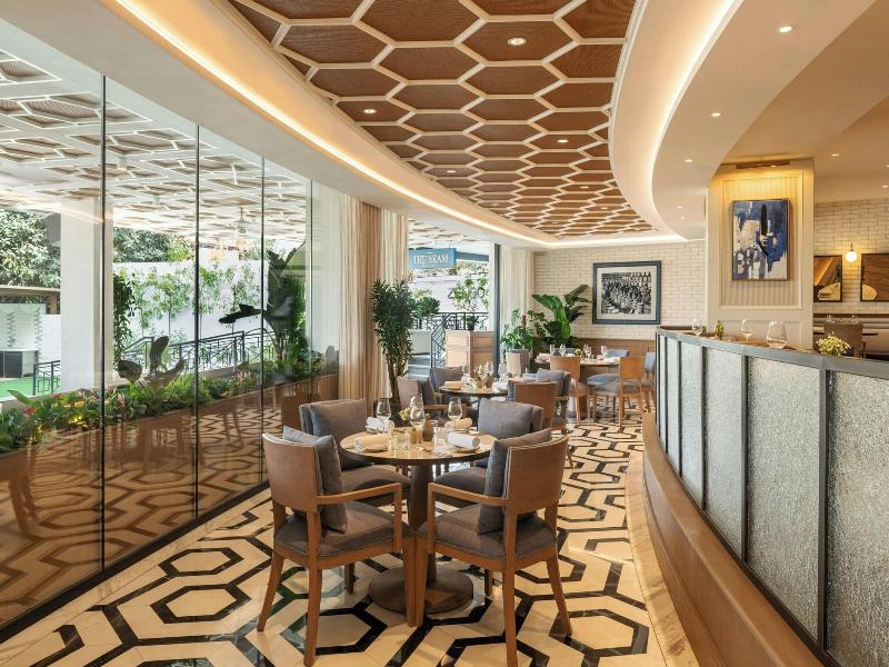 Le Royal Meridien Beach Resort and Spa image